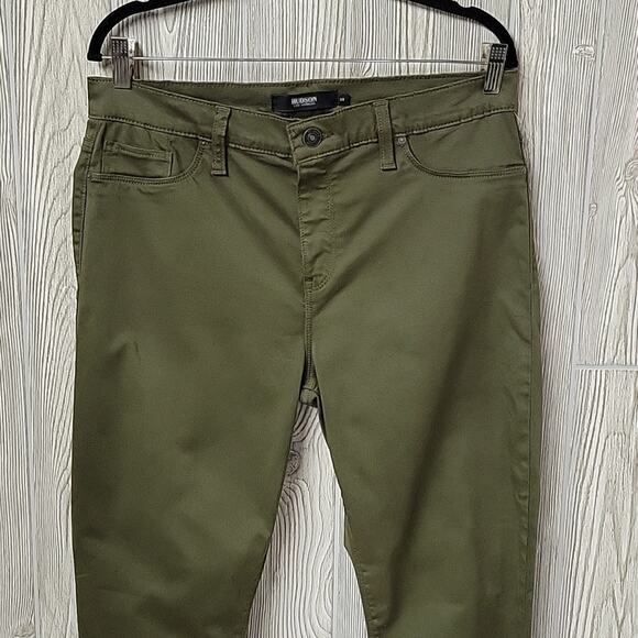 Hudson Nico Super Skinny Jeans Olive Green Womens Size 32 - Picture 2 of 13